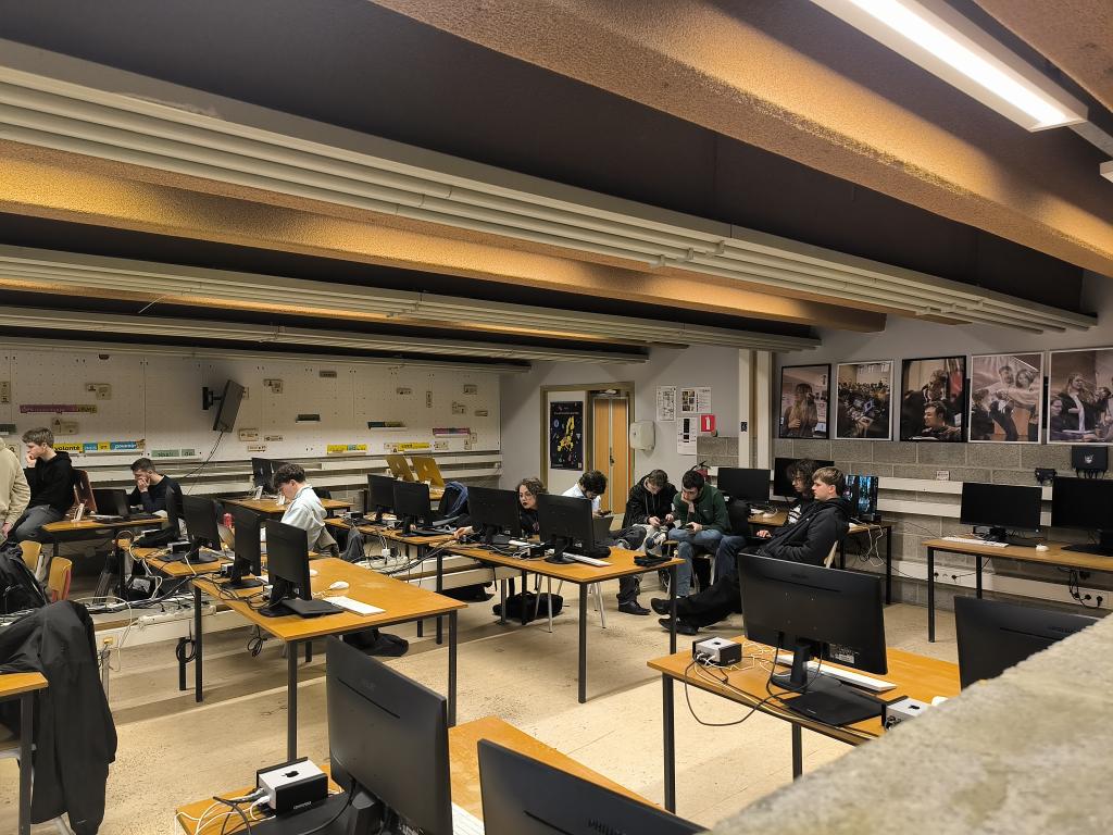 salle b-74